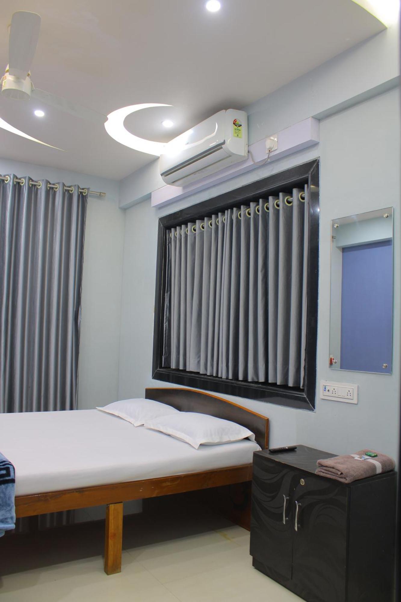 Sukhakarta Holiday Home آليباغ المظهر الخارجي الصورة