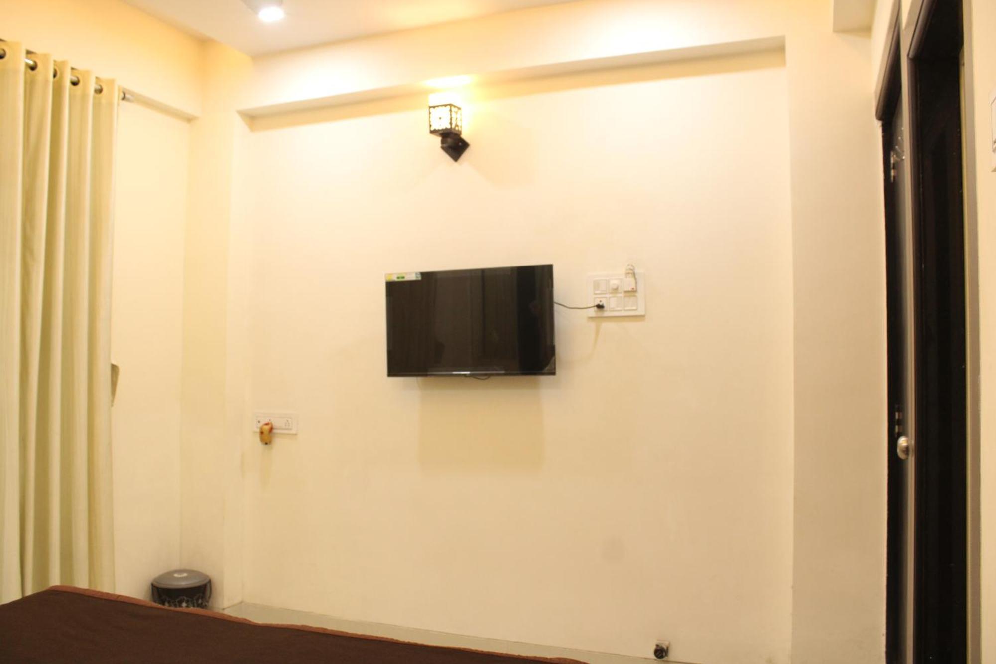 Sukhakarta Holiday Home آليباغ المظهر الخارجي الصورة