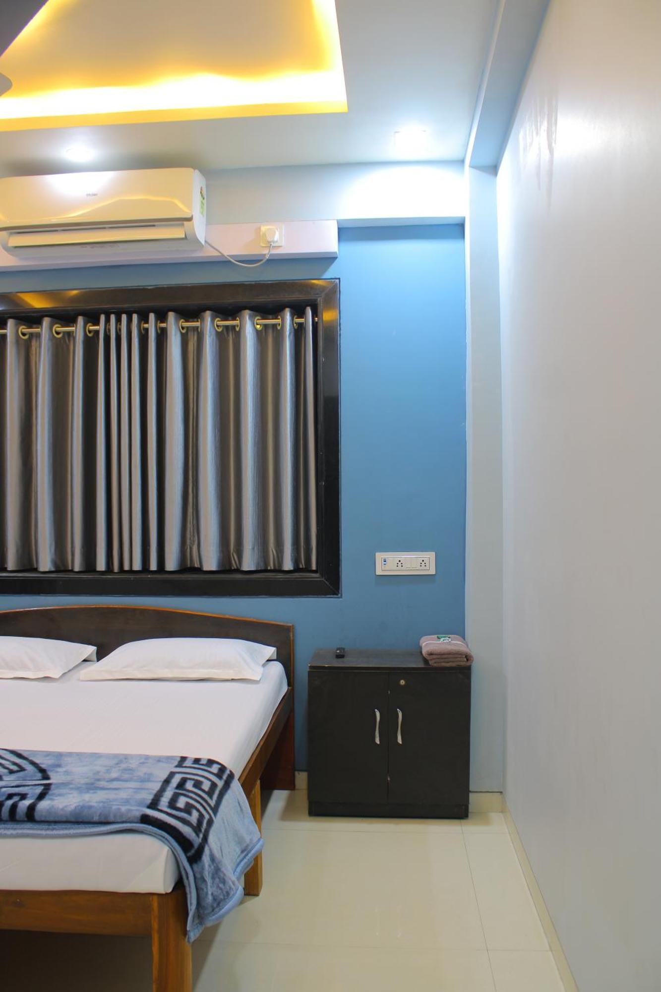 Sukhakarta Holiday Home آليباغ المظهر الخارجي الصورة